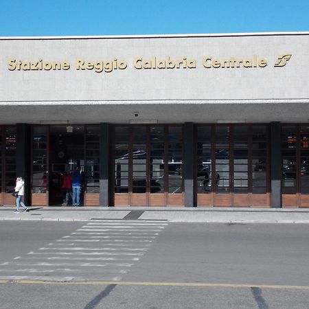 Central House Reggio di Calabria Zewnętrze zdjęcie