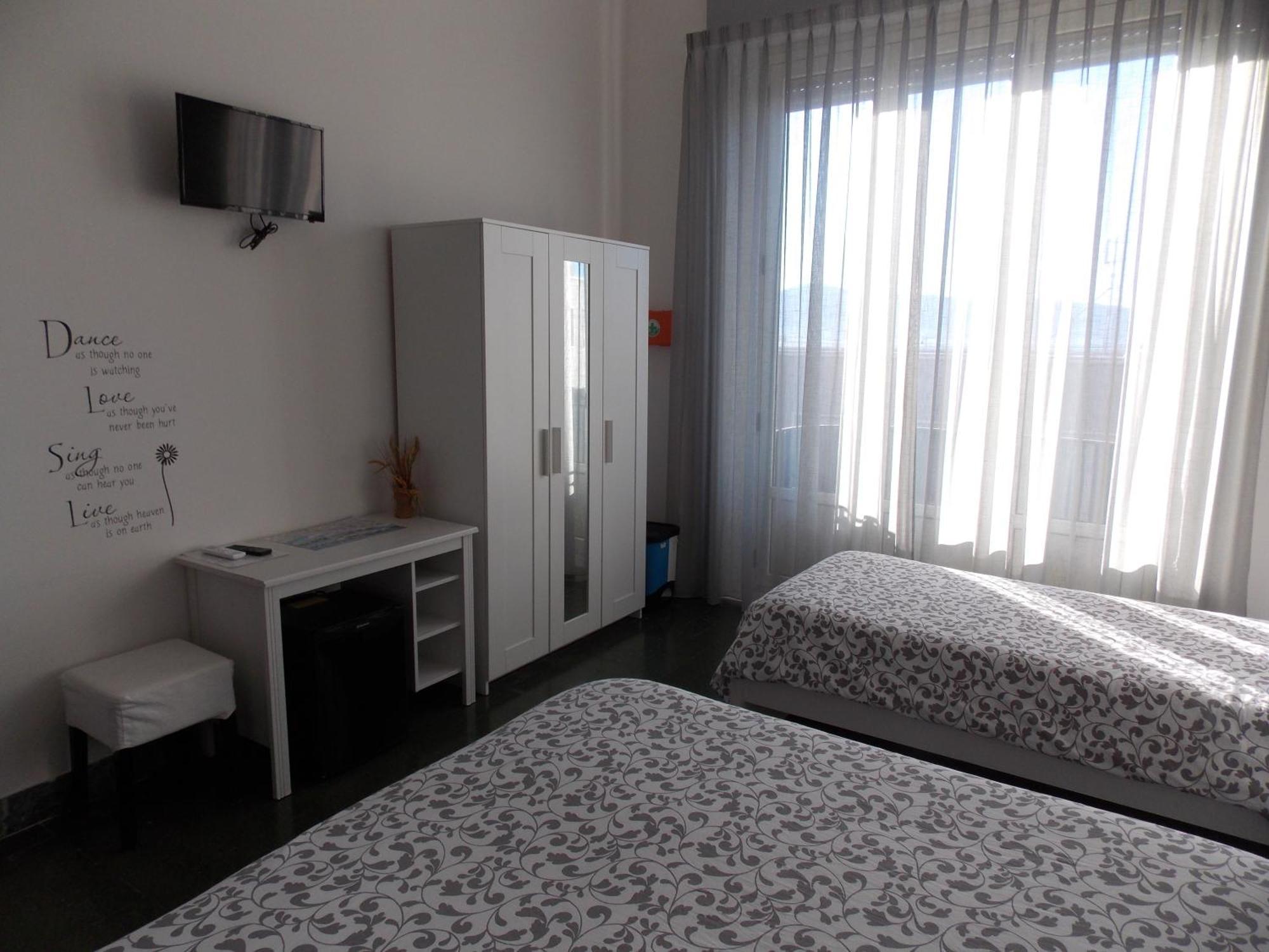 Central House Reggio di Calabria Zewnętrze zdjęcie