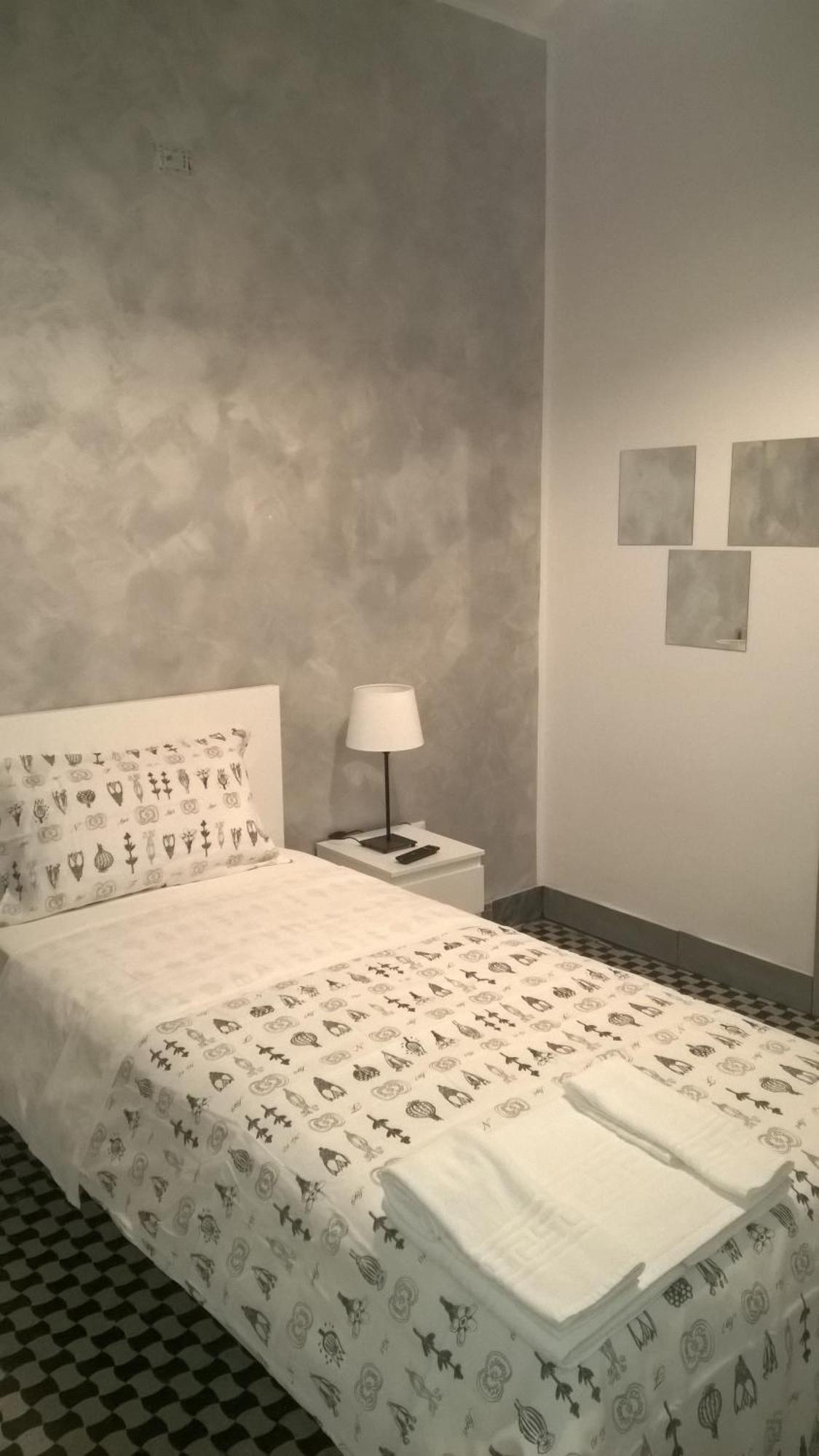Central House Reggio di Calabria Zewnętrze zdjęcie